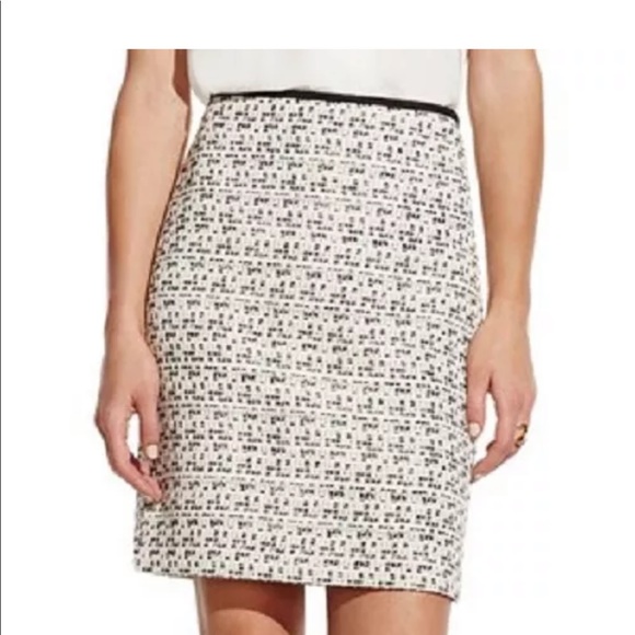 Vince Camuto Dresses & Skirts - Vince Camuto Tweed Pencil Skirt